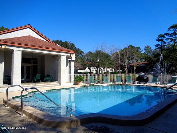 5th image of 1207 Wood Hill Pl