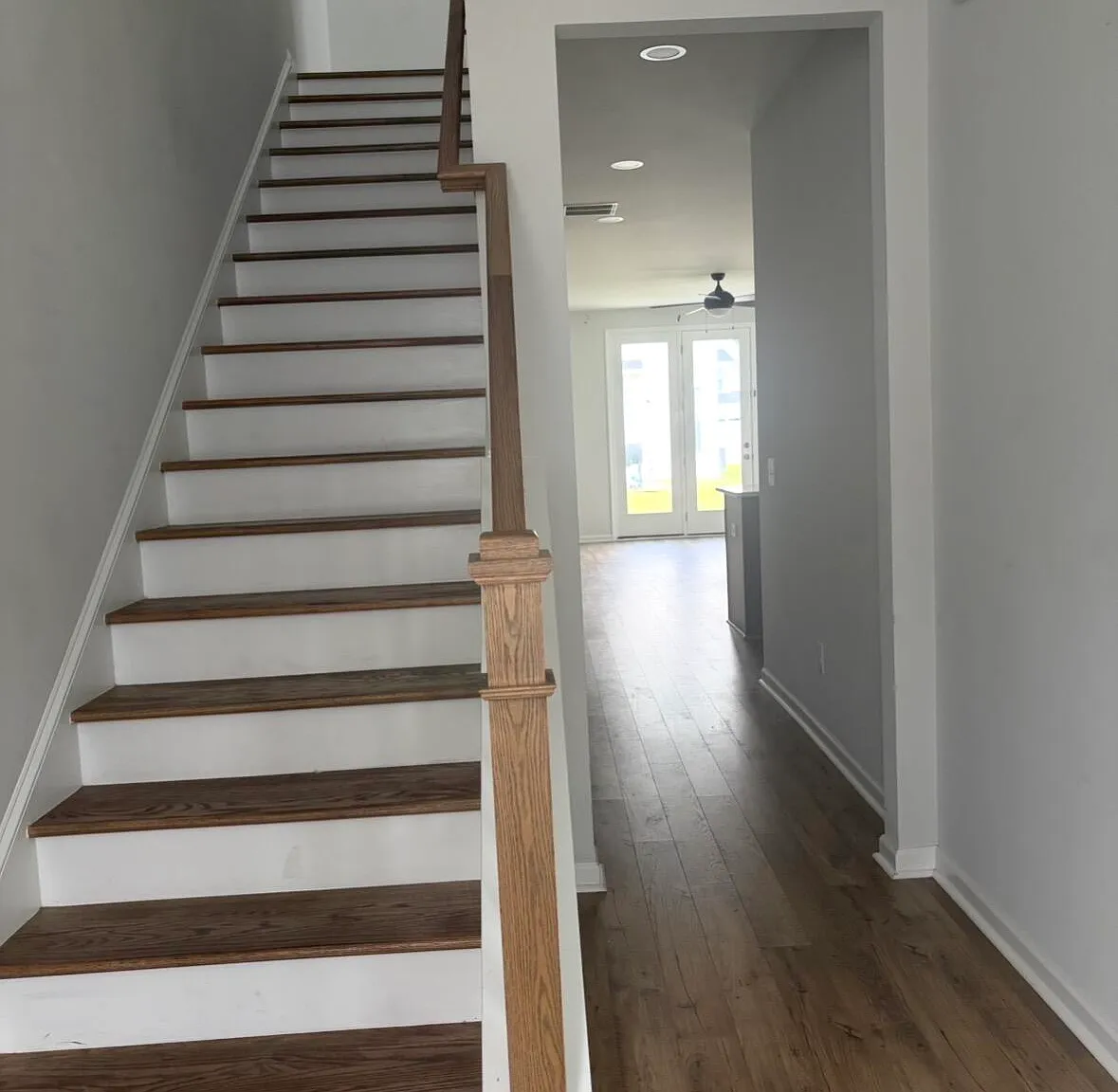 3 bed, 2.5 bath, 1986 sqft, $2,275 — Photo 2