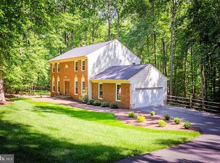 11007 Hampton Rd, Fairfax Station, VA 22039