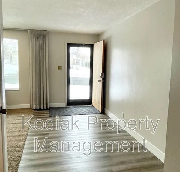 4099 S Madison Ave — Photo 23