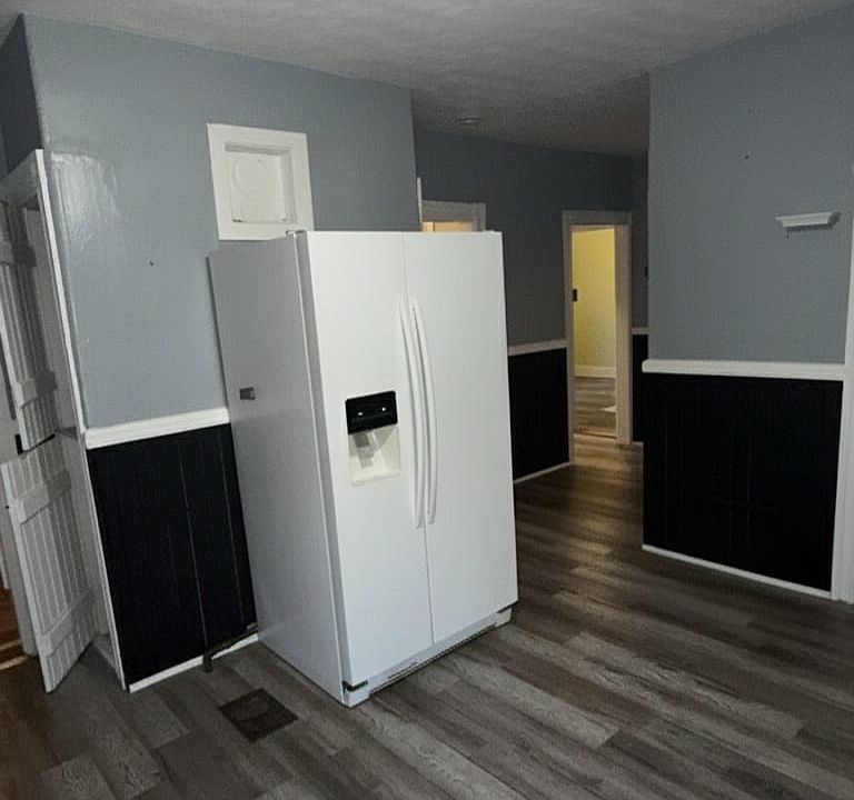 1st image of 140-138 Lincoln Ave #1
