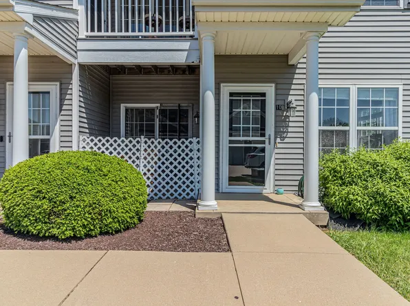 103 Yorkminster Ln #10, Savoy, IL 61874