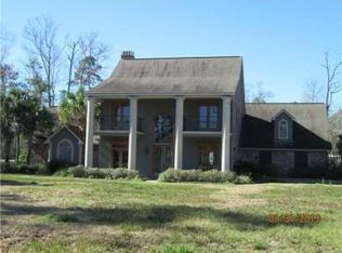 32515 Fisher Rd, Denham Springs, LA 70706