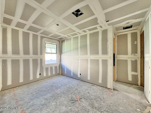5th image of 15727 W CAMDEN Avenue