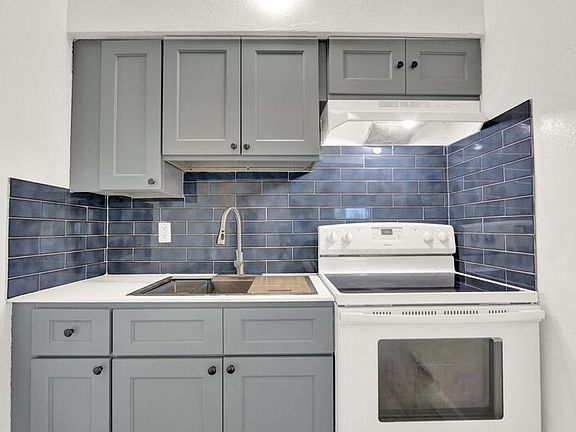 2nd image of 2701 Avenue E APT 3