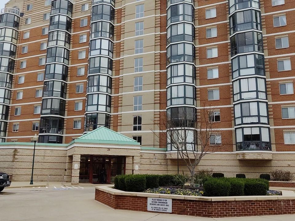 1st image of 24 Courthouse Sq APT 1005
