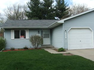 1403 Carolina St, Midland, MI 48642