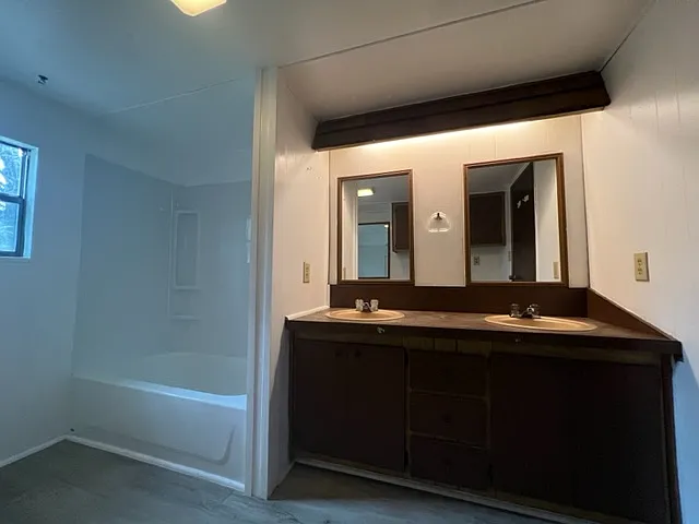 202 Harmons Way — Photo 11