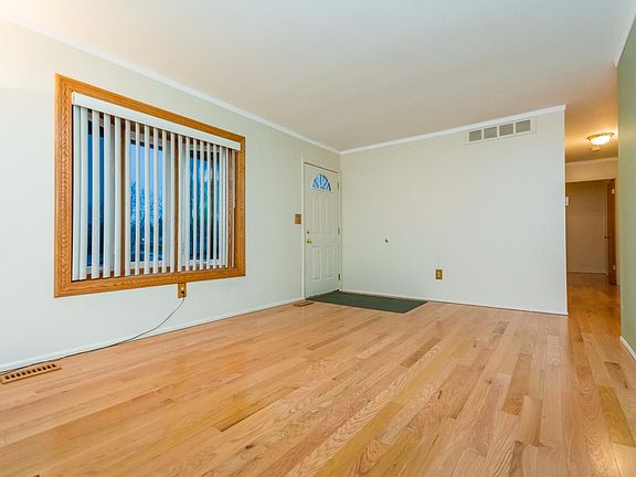 5th image of 5498 Grayfield Cir