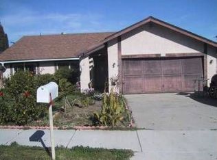 1351 Corbie Cir, Vista, CA 92083