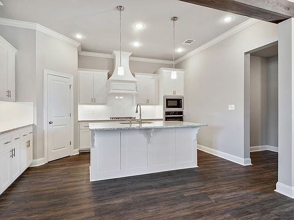 4th image of 13420 Belle Mere Dr
