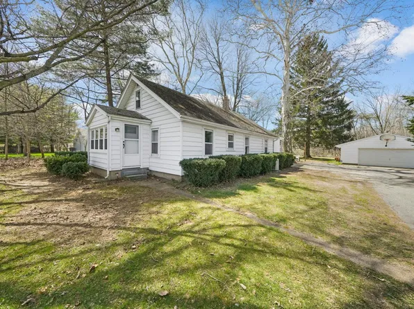 56447 Ash Rd, Osceola, IN 46561