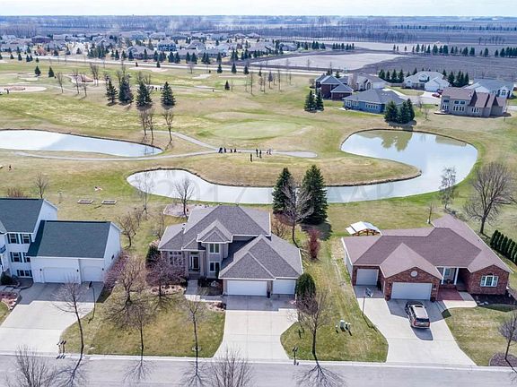 2nd image of 3634 Westmoor Dr