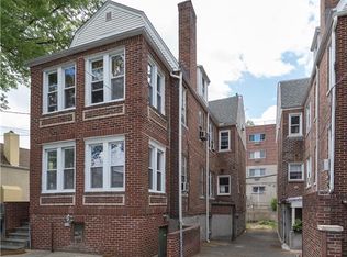 6125 Delafield Ave #1, Bronx, NY 10471
