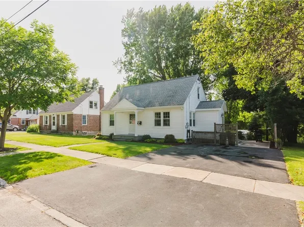 312 Iroquois Ave W, Watertown, NY 13601