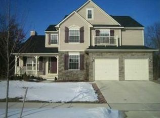 8376 Parkridge Dr, Dexter, MI 48130