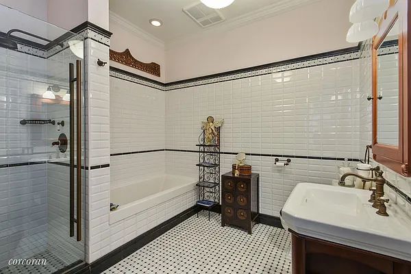 Sold by Corcoran | media 6