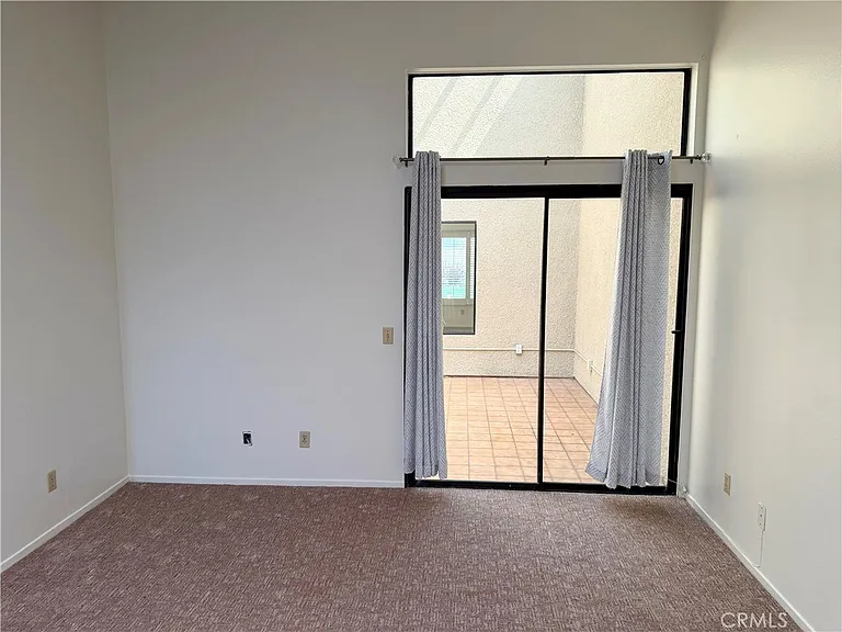 8933 Modesto Cir #1215B — Photo 13