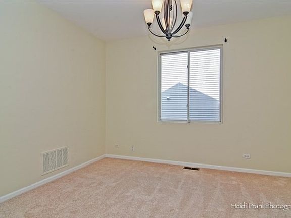 5th image of 24325 Hemlock Dr