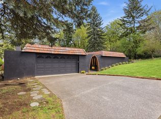 6011 SW Salmon St, Portland, OR 97221