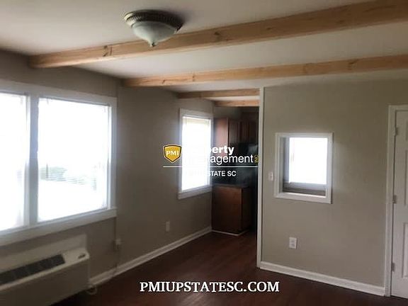 3rd image of 201 Chandler Dr APT 6A