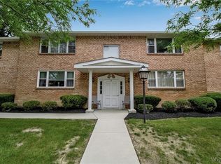 72 Old Lyme Dr APT 3, Amherst, NY 14221