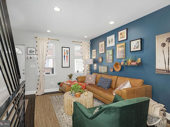 4th image of 2033 S Darien St