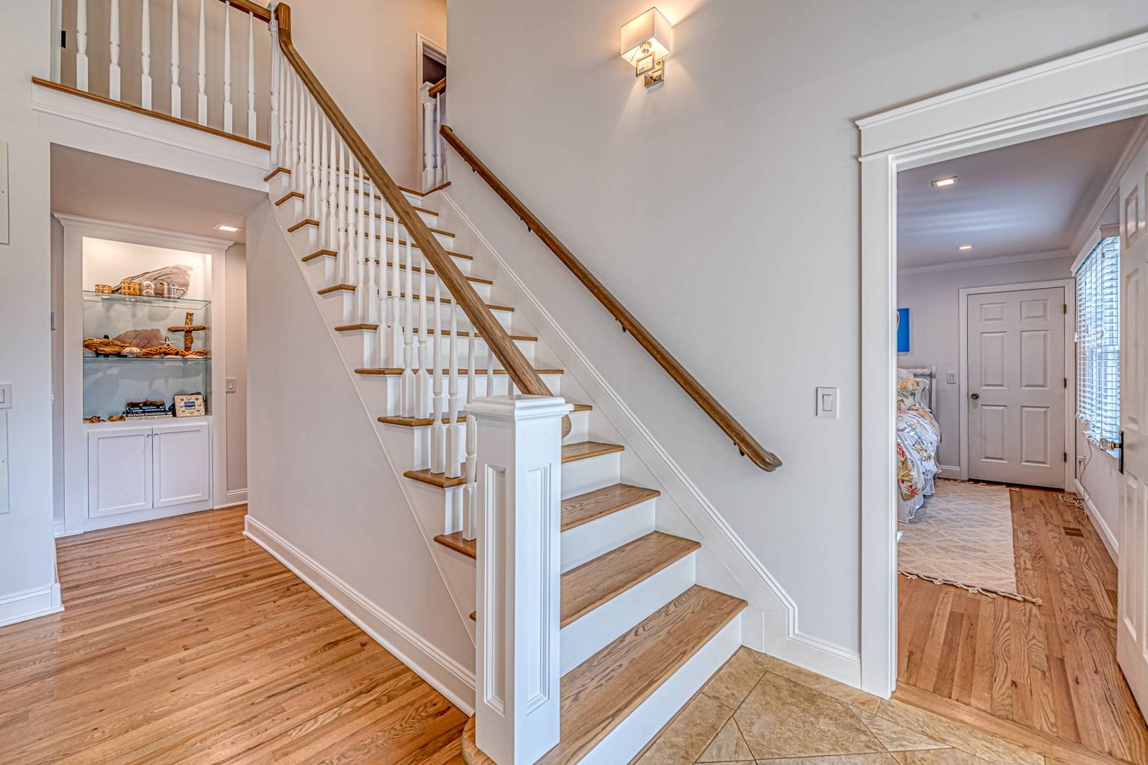  Front entrance staircase