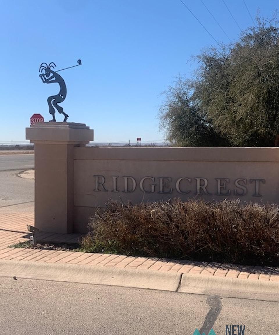 N Of 701 Ridgecrest Dr