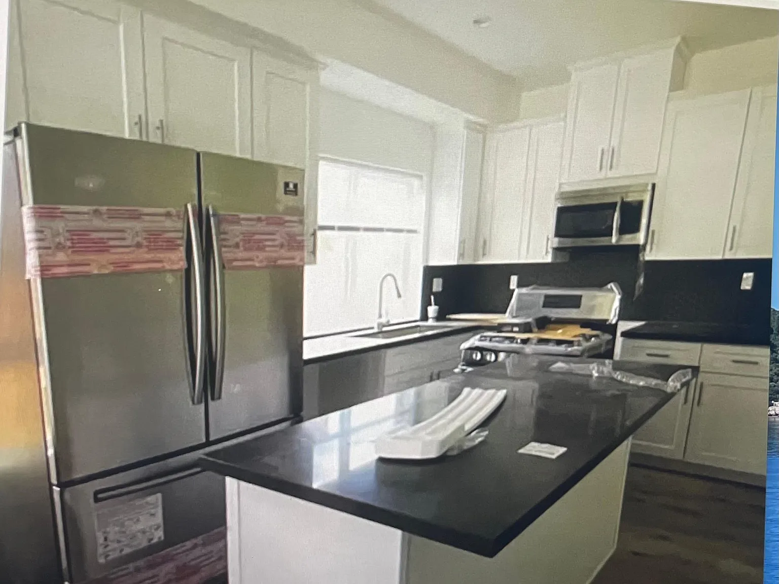 4 bed, 1650 sqft, $4,500 — Photo 3