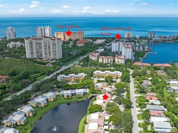 577 Beachwalk Cir #R-202, Naples, FL 34108