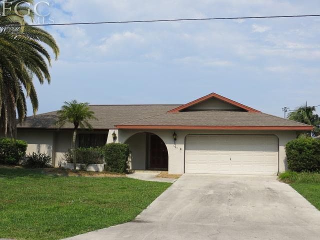 1st image of 1408 SE 10th Pl