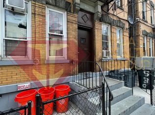 530 28th St #6, Union City, NJ 07087