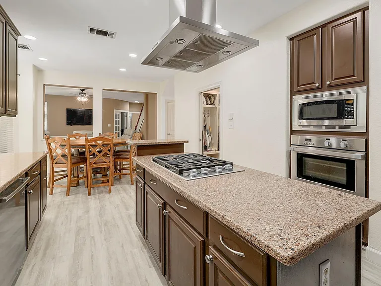 2129 Clear Lake Pl — Photo 12