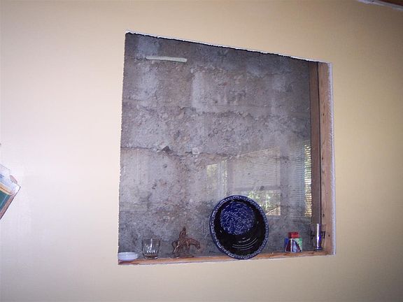 3rd image of 107 E Cover St