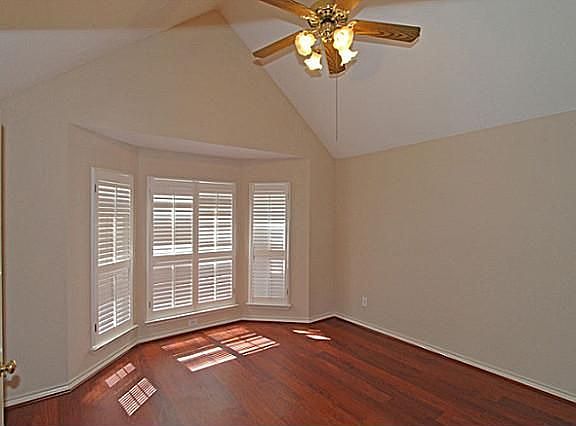 4th image of 5918 Edgewood Dr