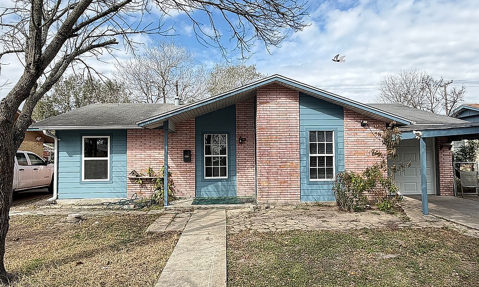1st image of 3933 Sarita St