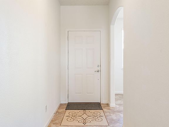 3rd image of 4010 Sierra Alta Ave NE