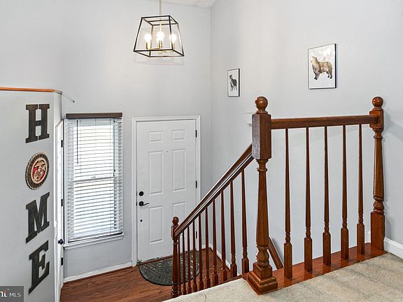 4th image of 7 Banbury Ct