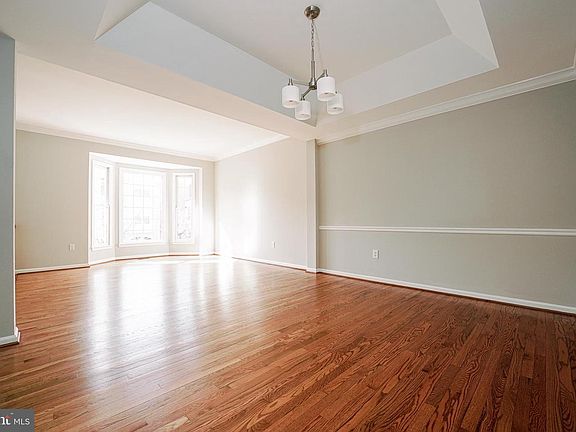 5th image of 6584 Irvin Ct