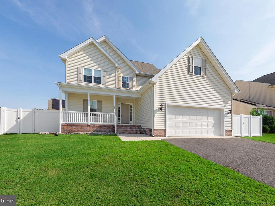 1st image of 750 Wye Oak Dr