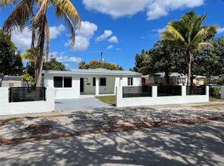 65 NW 124th St, North Miami, FL 33168