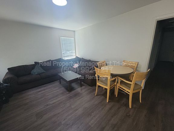 2nd image of 707 W Shoshone St