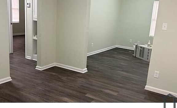 4th image of 2204 NE 20th St