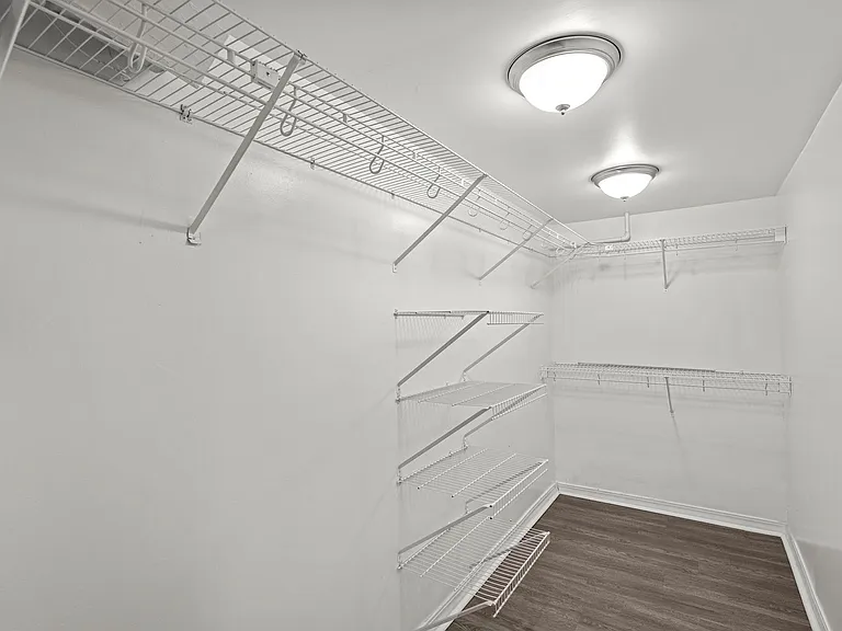 2058 S Corona St — Photo 26