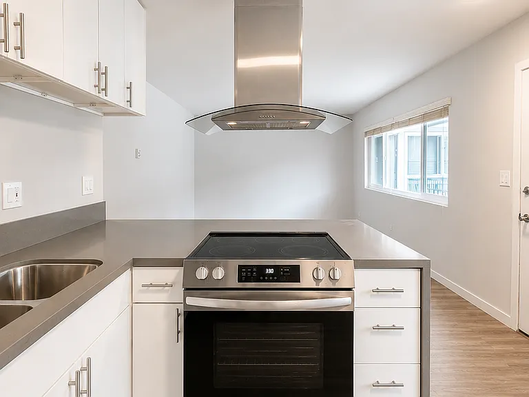 4195 S Garth Ave #6 — Photo 8