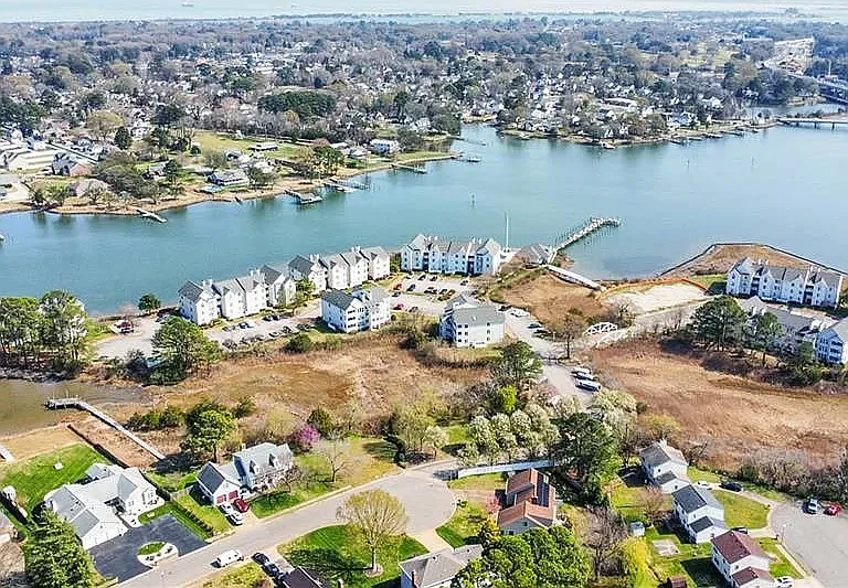 246 Dockside Dr — Photo 10