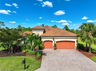 17297 Walnut Run Dr, Alva, FL 33920