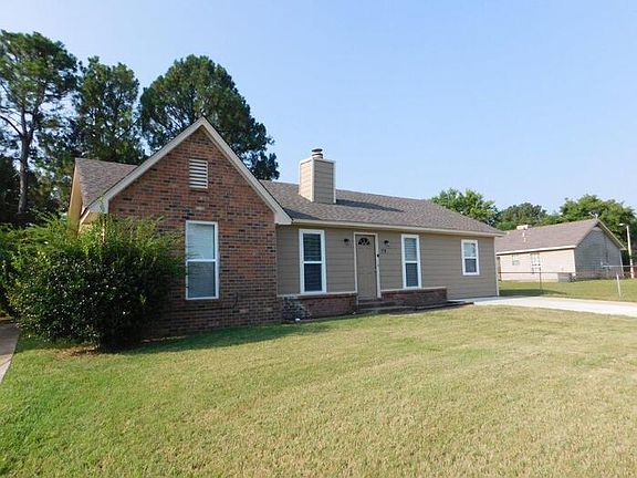 2nd image of 3367 Kenie Ave