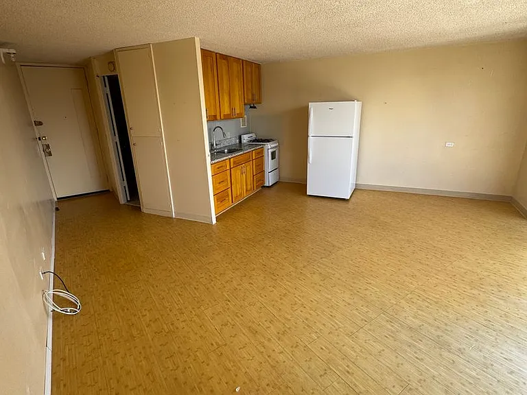 750 Amana St #2006 — Photo 2